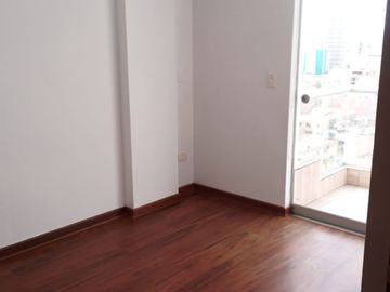 Venta departamento en Lince