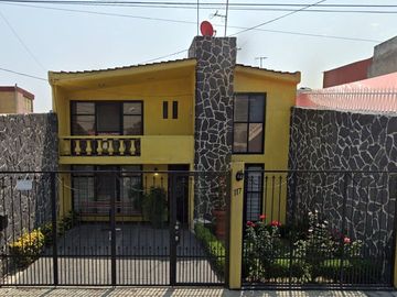 Casa En Venta En Calle 615 San Juan de Aragón IV Secc Gustavo A. Madero Ciudad de México