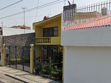 Casa En Venta En Calle 615 San Juan de Aragón IV Secc Gustavo A. Madero Ciudad de México