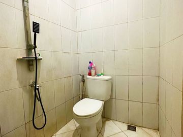Rumah Dijual Secondary Kokoh Full Bata Di Ciracas Jakarta Timur Dekat TB Simatupang SHM Jual [AR129]