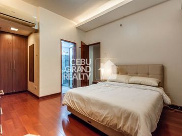 Furnished 2 Bedroom Condo with Balcony for Sale in Cebu IT Park