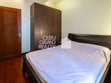 Furnished 2 Bedroom Condo with Balcony for Sale in Cebu IT Park