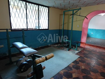 Casa rentera de venta en Chillogallo barrio El Porvenir