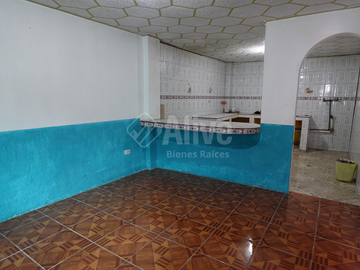 Casa rentera de venta en Chillogallo barrio El Porvenir