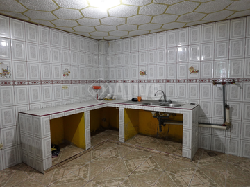 Casa rentera de venta en Chillogallo barrio El Porvenir