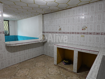 Casa rentera de venta en Chillogallo barrio El Porvenir