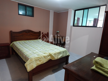 Casa rentera de venta en Chillogallo barrio El Porvenir