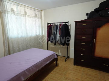 Casa rentera de venta en Chillogallo barrio El Porvenir