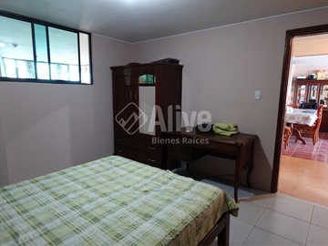 Casa rentera de venta en Chillogallo barrio El Porvenir