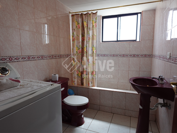 Casa rentera de venta en Chillogallo barrio El Porvenir