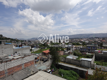 Casa rentera de venta en Chillogallo barrio El Porvenir