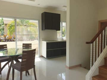 FOR SALE 3 BEDROOMS 2 STOREY HOUSE AND LOT IN VILLA CONCHITA SUBD IN BAGO GALLERA