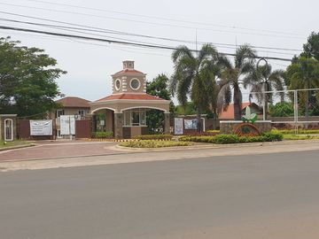 FOR SALE 3 BEDROOMS 2 STOREY HOUSE AND LOT IN VILLA CONCHITA SUBD IN BAGO GALLERA