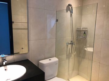 For Rent Apartment The Aspen Peak Residence Full Furnished South Jakarta