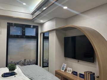 CONDO UNIT IN MIRA FOR SALE STUDIO UNIT LOCATED IN MIRASOL ST. CUBAO QUEZON CITY PRE-SELLING PROMO AS LOW AS 10K MONTHLY