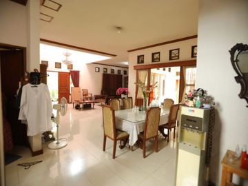 BU rumah mewah huk Gema Pesona Estate kawasan elit Depok
