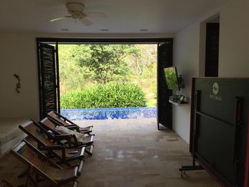 CASA CAMPESTRE EN VENTA EN MESA DE YEGUAS (ANAPOIMA)