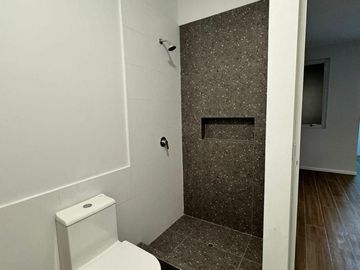 LINDO DUPLEX EN BUENA ZONA DE LINCE