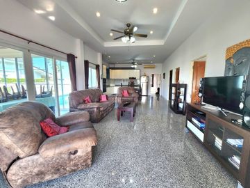 HS331 Khao-Tao, Huahin, house with private pool for sale