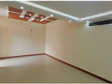 SE ARRIENDA AMPLIO Y MODERNO DEPARTAMENTO EN SUBSUELO - SECTOR CASHAPAMBA – VALLE DE LOS CHILLOS