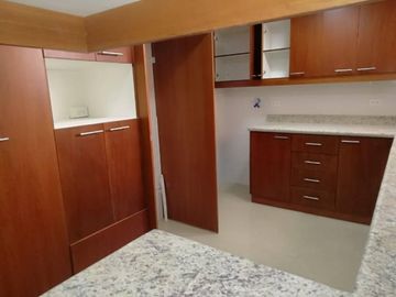 SE ARRIENDA AMPLIO Y MODERNO DEPARTAMENTO EN SUBSUELO - SECTOR CASHAPAMBA – VALLE DE LOS CHILLOS