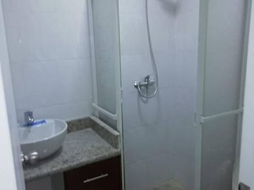 SE ARRIENDA AMPLIO Y MODERNO DEPARTAMENTO EN SUBSUELO - SECTOR CASHAPAMBA – VALLE DE LOS CHILLOS
