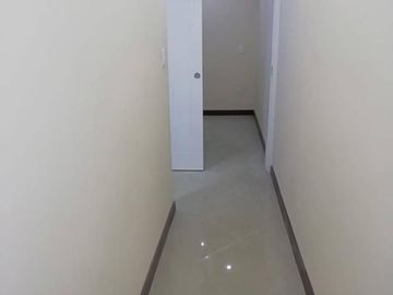 SE ARRIENDA AMPLIO Y MODERNO DEPARTAMENTO EN SUBSUELO - SECTOR CASHAPAMBA – VALLE DE LOS CHILLOS