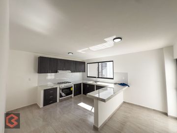 Casa en VENTA SAN PEDRO CHOLULA 5 RECAMARAS Y JARDIN RECURSO PROPIO