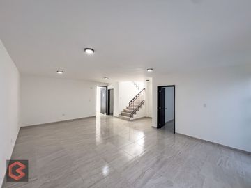 Casa en VENTA SAN PEDRO CHOLULA 5 RECAMARAS Y JARDIN RECURSO PROPIO