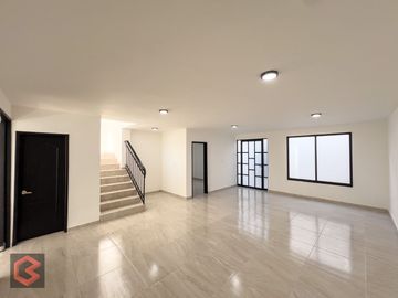 Casa en VENTA SAN PEDRO CHOLULA 5 RECAMARAS Y JARDIN RECURSO PROPIO