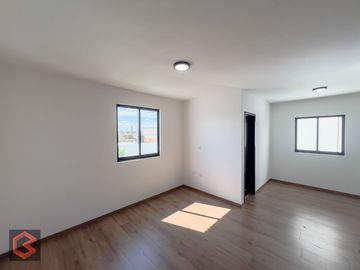 Casa en VENTA SAN PEDRO CHOLULA 5 RECAMARAS Y JARDIN RECURSO PROPIO