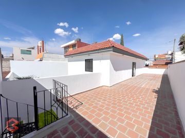 Casa en VENTA SAN PEDRO CHOLULA 5 RECAMARAS Y JARDIN RECURSO PROPIO