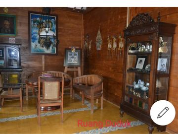 Jual rumah  kayu dan  klasik dekat kota yogyakarta