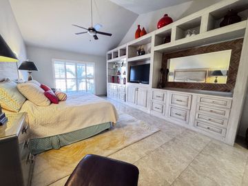 Lujosa Residencia en el Campo de Golf de El Cid, Mazatlán