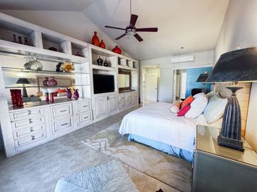 Lujosa Residencia en el Campo de Golf de El Cid, Mazatlán