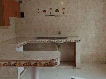Casa en venta San Antonio Mitad del Mundo 90M2