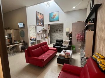 DIJUAL RUMAH VILLA NYAMAN DAN SEJUK @ KOTA WISATA LEMBANG BANDUNG UTARA