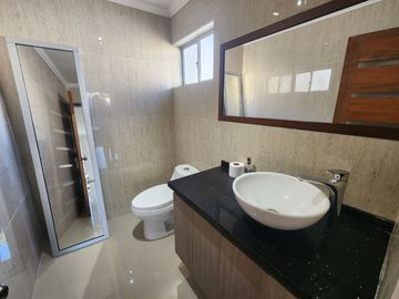Se vende hermosa casa en Parcelacion El Llano, Rengo
