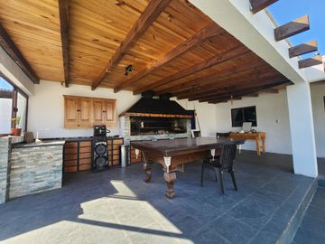 Se vende hermosa casa en Parcelacion El Llano, Rengo