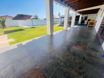 Se vende hermosa casa en Parcelacion El Llano, Rengo