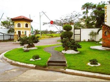 PROPERTY FOR SALE in Golden River Village, Brgy. Taculing, Bacolod City, Negros Occidental