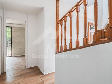 A Pasos Estadio Croata. 3 Dorm, 2 Baños, Servicios.
