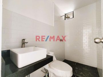 VENTA DE DEPARTAMENTO MODERNO DE ESTRENO EN SURCO + ESTACIONAMIENTO