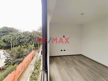 VENTA DE DEPARTAMENTO MODERNO DE ESTRENO EN SURCO + ESTACIONAMIENTO