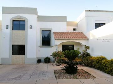 casa de 3 recamaras en venta puente real ciudad obregón