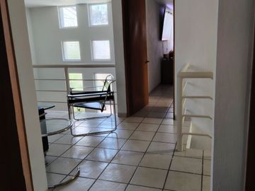 ESPACIOSA Y HERMOSA CASA EN VENTA EN FRACIONAMIENTO TABACHINES.