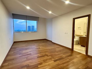 DEPARTAMENTO EN VENTA EN LOMAS ALTAS