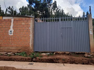CASA EN VENTA CON ARBOLES FRUTALES Y CANCHON