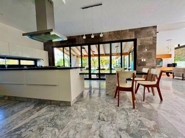 Residencia en Venta Fraccionamiento Club de Golf El Cristo Atlixco, Puebla