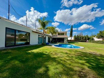 Residencia en Venta Fraccionamiento Club de Golf El Cristo Atlixco, Puebla